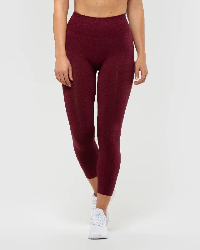 Define Scrunch Seamless 7/8 Leggings | Dark Cherry