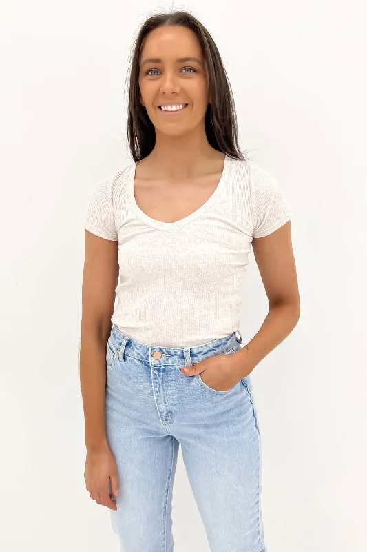 Lily V Neck Tee Oatmeal